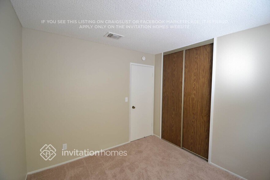 Building Photo - 213 Arbor Crest Way