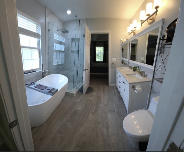 Main Bathroom - 11632 Long Forest Dr
