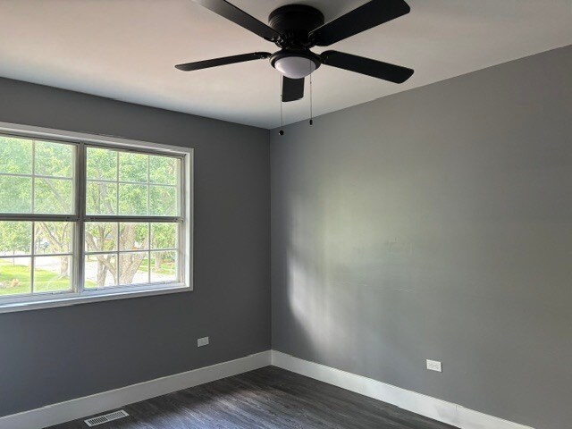 Building Photo - 1013 W Briarcliff Rd