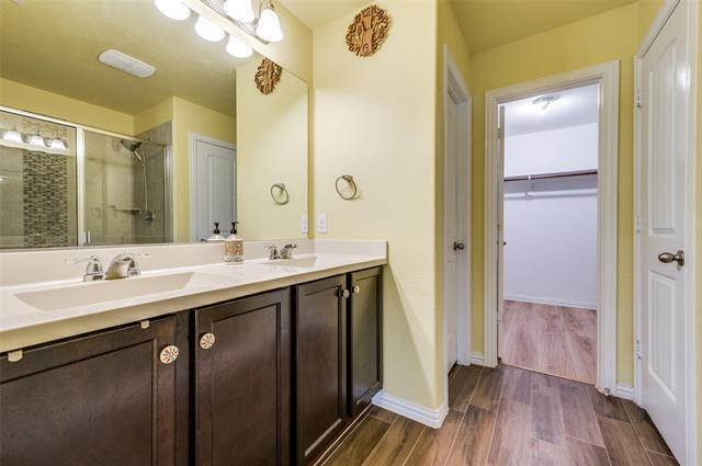 Building Photo - 1305 Rembrandt Dr