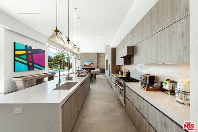 Building Photo - 52435 Ross Ave