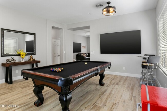 Building Photo - 7725 E Journey Ln