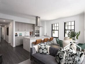 Building Photo - 2300 N Lincoln Park W
