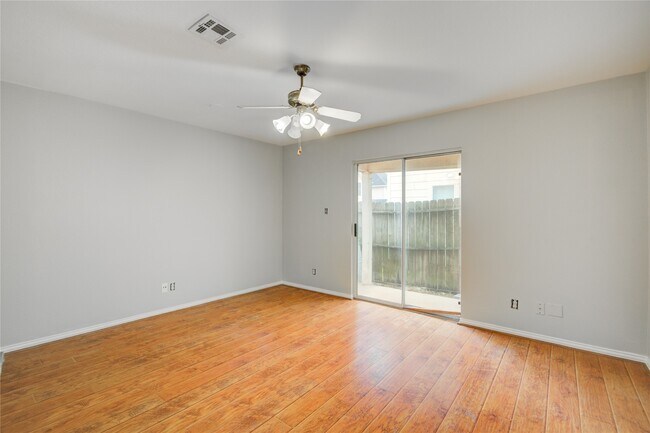 Building Photo - 12409 Urban Dale Ct