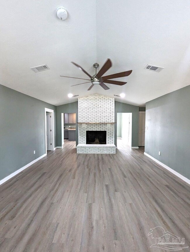 Building Photo - 6045 Hamilton Bridge Rd