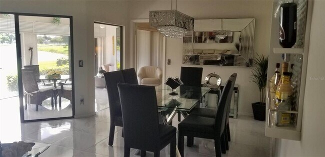 Building Photo - 8350 Mooring Cir