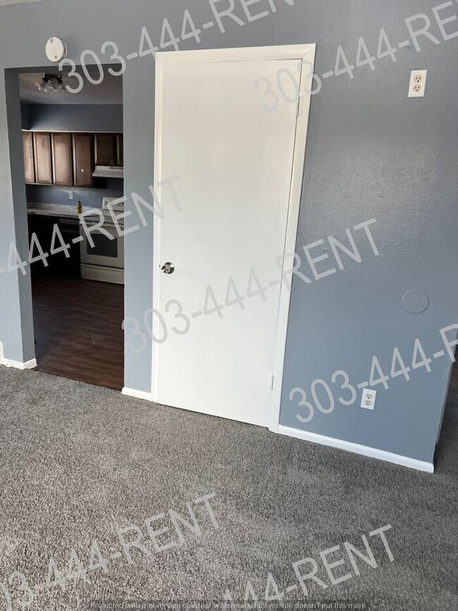 Building Photo - Great Westminster Location - 2 Bedrooms, 1 Bath with Bonus Square Footage in the Basement!