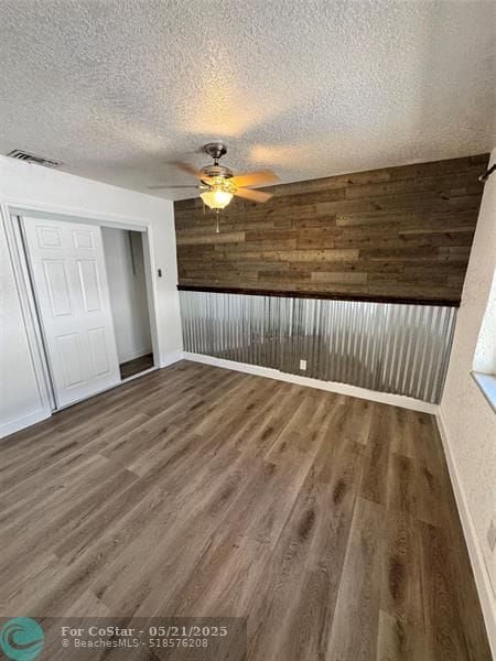 Building Photo - 1120 SW 31st St