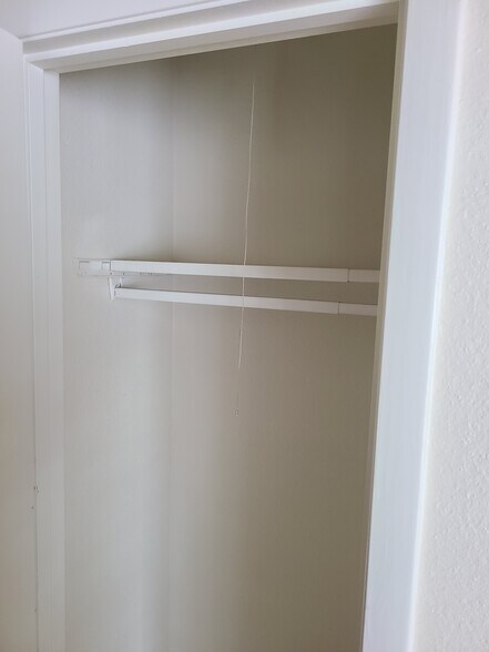 Front Closet - 11002 Hammerly Blvd
