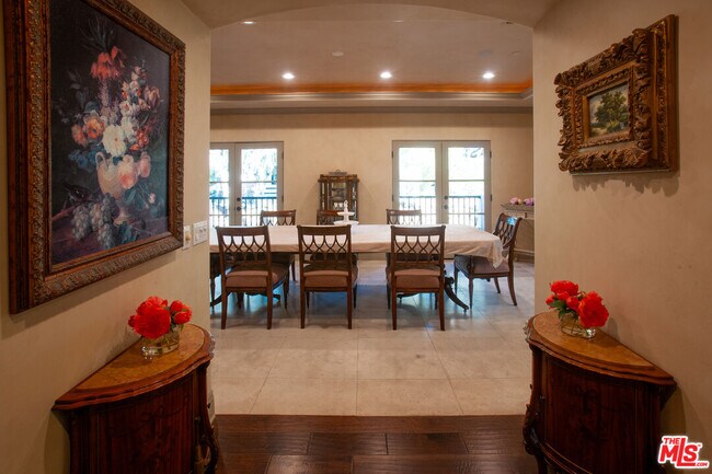Building Photo - 3501 Caribeth Dr