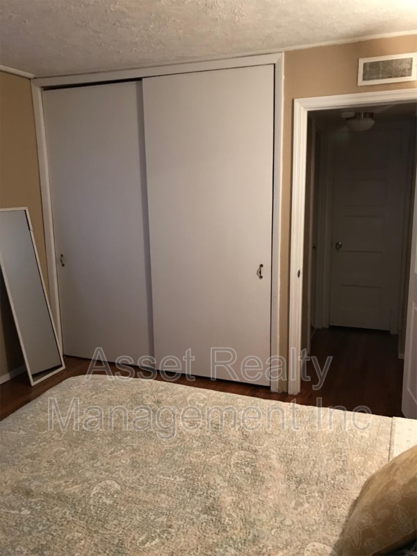 Building Photo - 118 Ogontz Ln