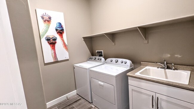 Building Photo - 13036 N Spinystar Dr
