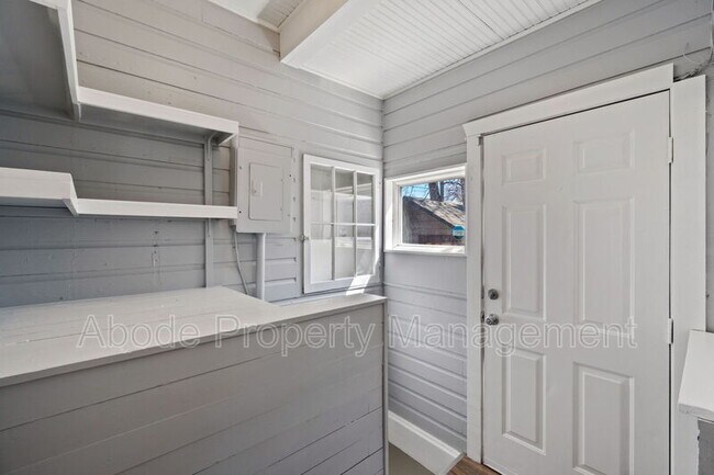 Building Photo - 126 S Lincoln Ave