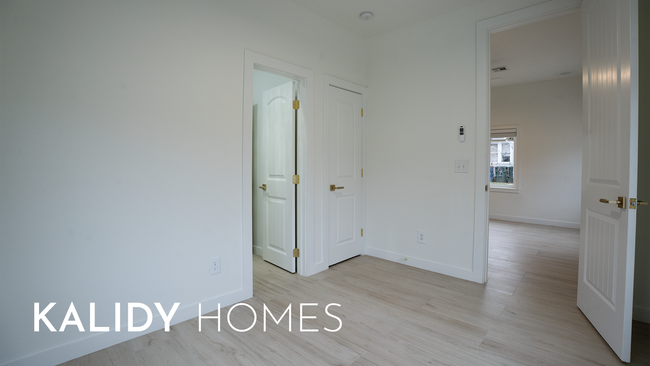 Building Photo - 15 S Walnut St