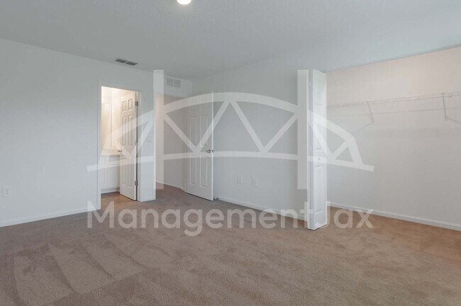 Building Photo - 9065 Gifford Dr