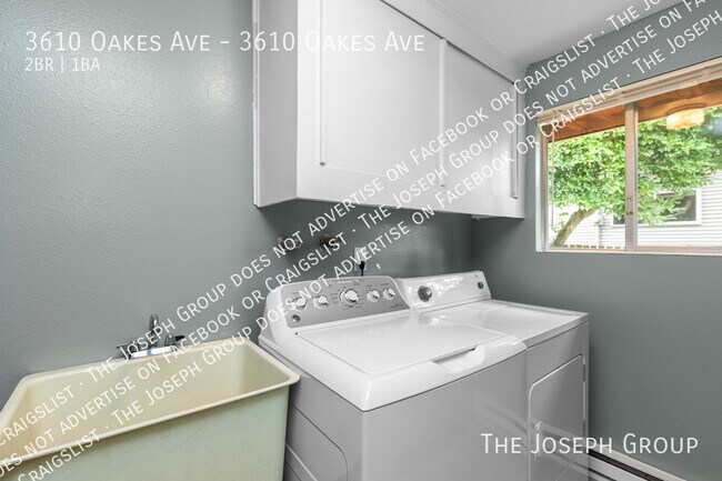 Building Photo - 3610 Oakes Ave