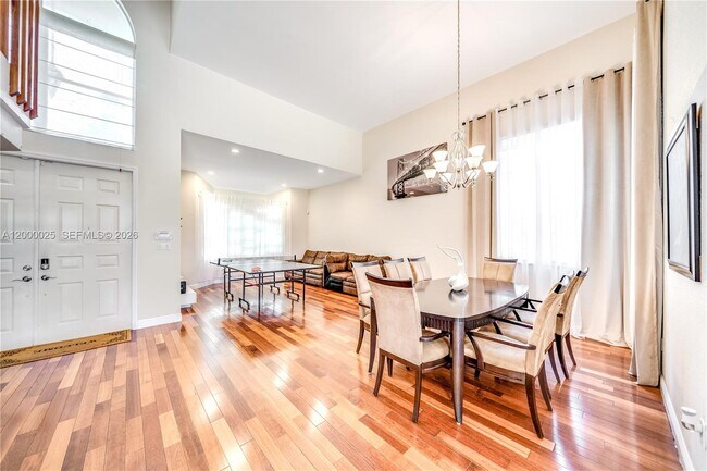 Building Photo - 1241 S 13th Ave