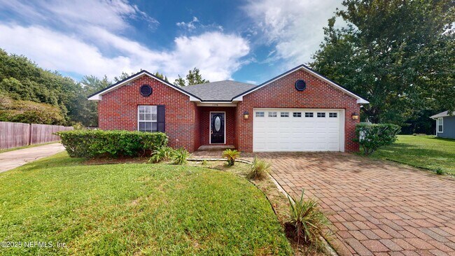 Building Photo - 13290 Pacemaker Dr