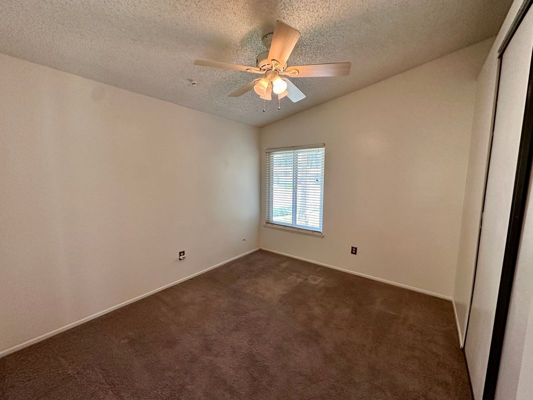 Building Photo - 6410 Kettle Peak Pl