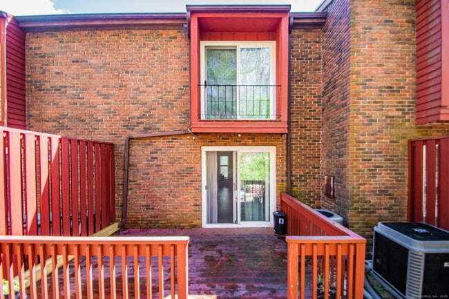 Building Photo - 184 Gravel St