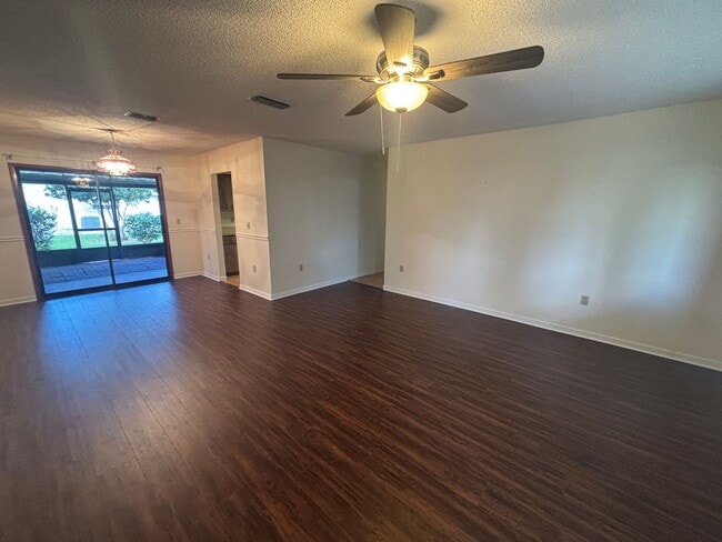 Building Photo - Corner lot house in 55+ community