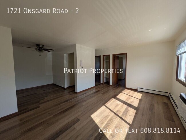 Building Photo - 2 bedroom/ 1 bath apartment in Madison, WI