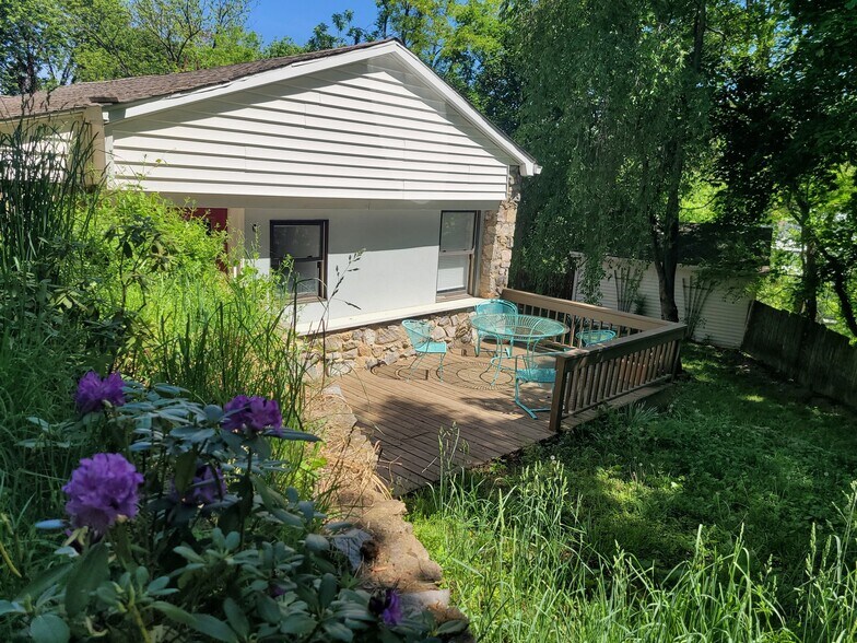 Building Photo - 952 Kinzley Ct