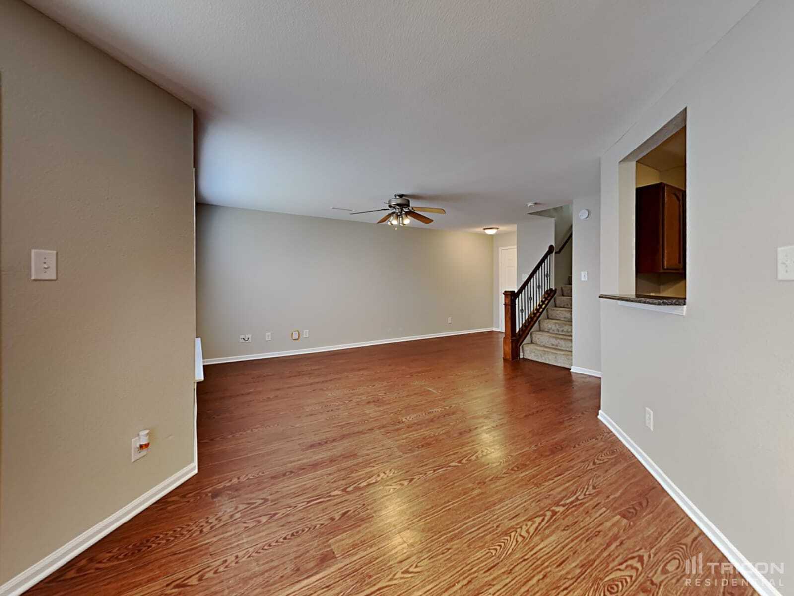 Building Photo - 1447 Pencross Ln