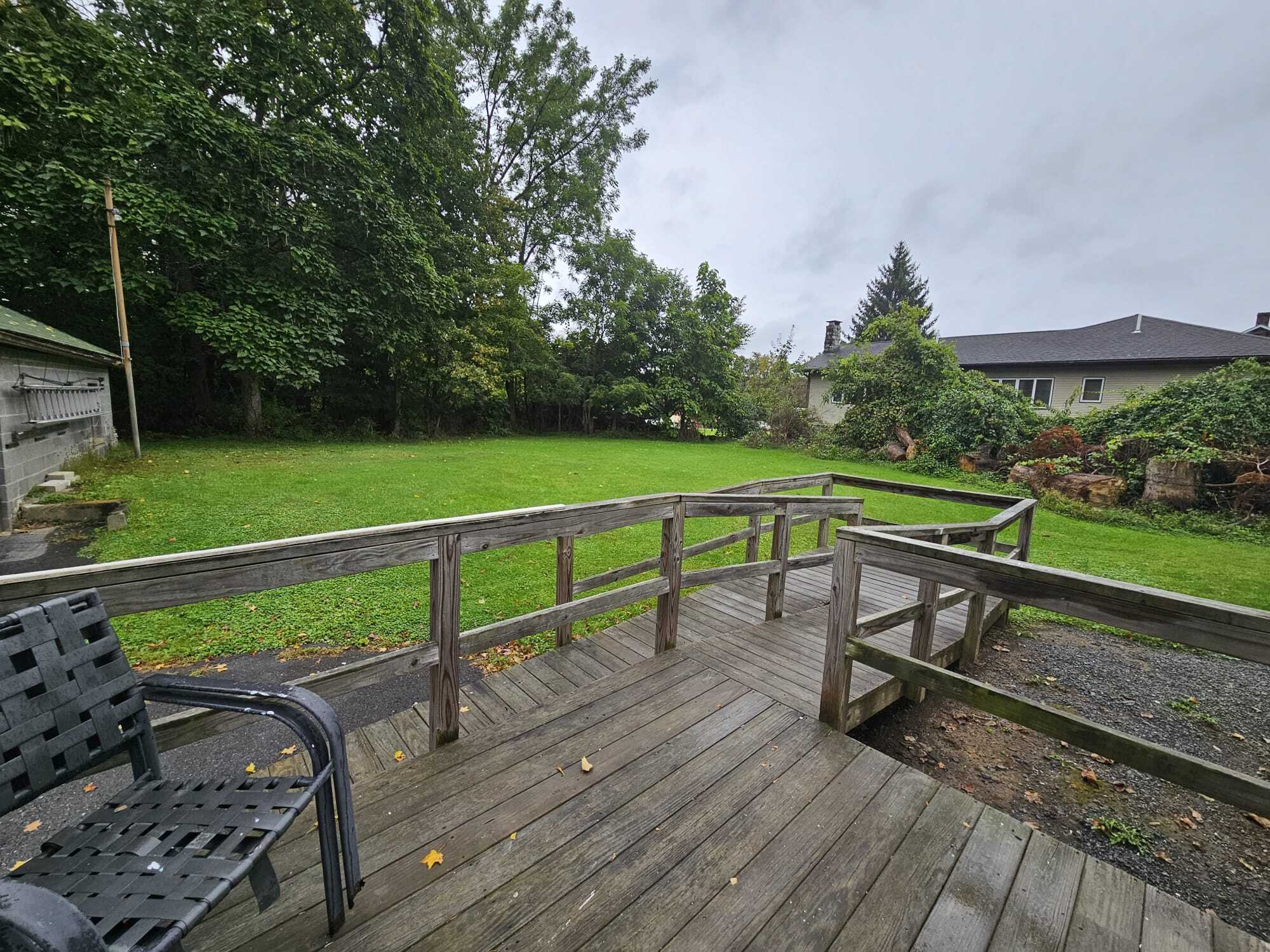 Deck and backyard - 244 Vineyard Ave