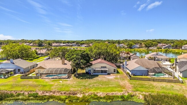 Building Photo - Spacious 4-Bedroom Retreat with 2 Baths in Brandon - 2103 Sq. Ft. of Comfort Awaits!