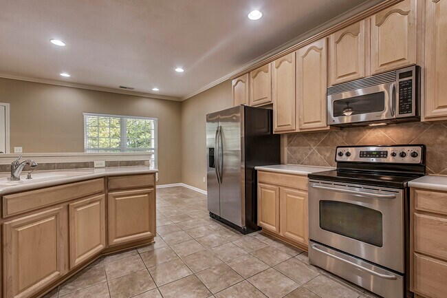 Building Photo - 111 Waynoka Ln