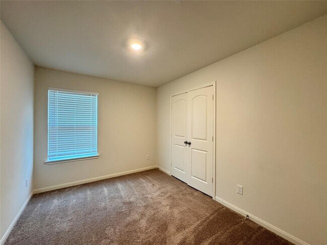 Building Photo - 7922 Vacek Meadows Loop