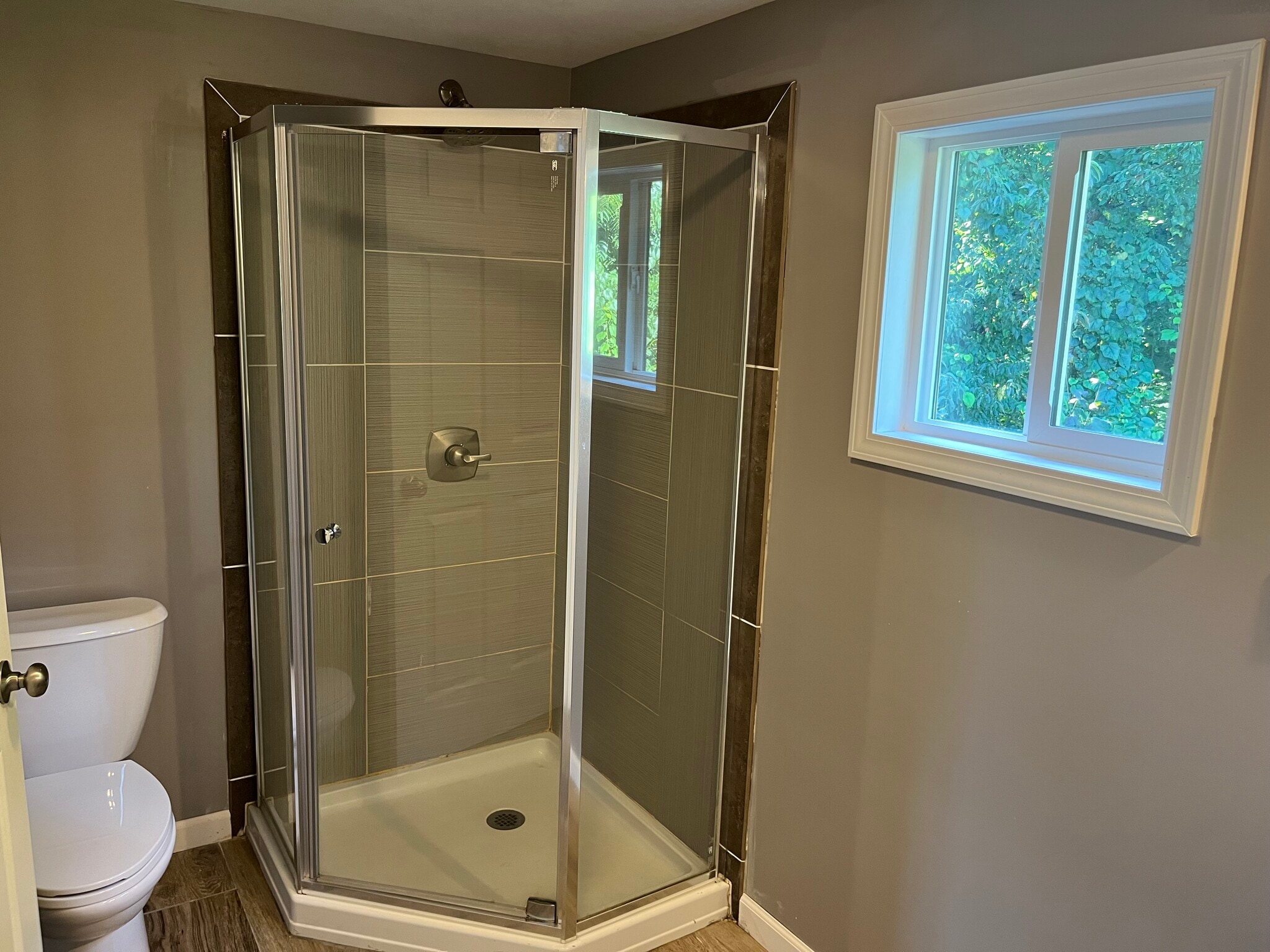 Bathroom 2 - 1381 Randall St