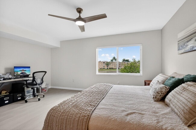 Building Photo - 12547 Imperial Isle Dr