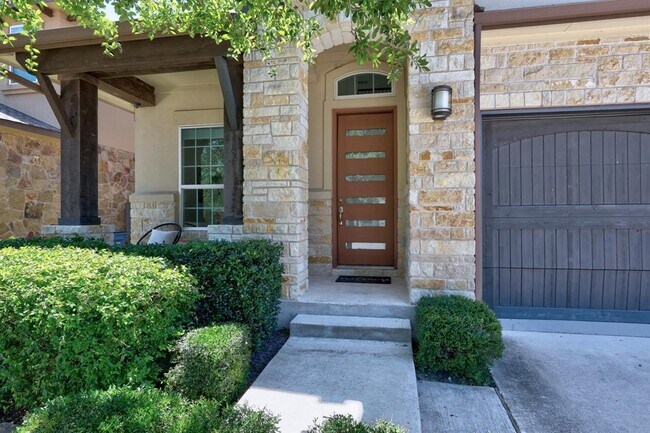 Building Photo - 5305 Mandevilla Dr