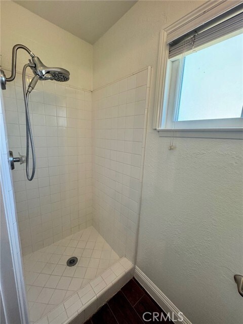 Building Photo - 9931 Stafford St