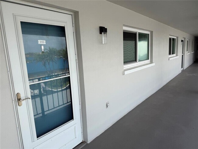 Building Photo - 649 S Tamiami Trl