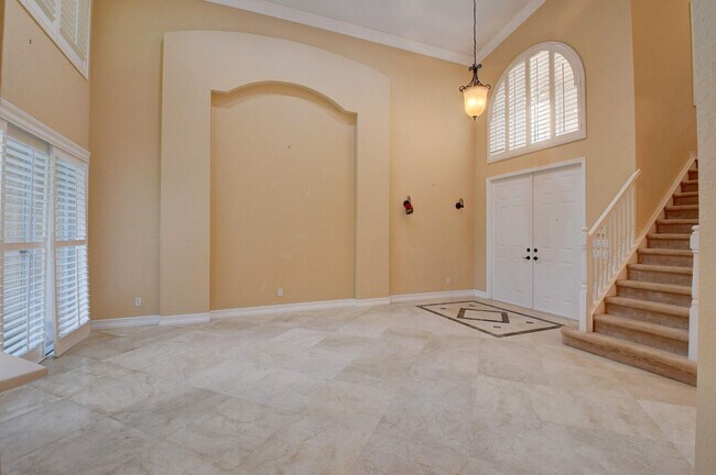 Building Photo - 8957 Sandy Crest Ln