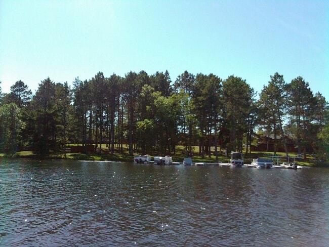 Building Photo - Gorgeous New Construction on the Fish Hook River
