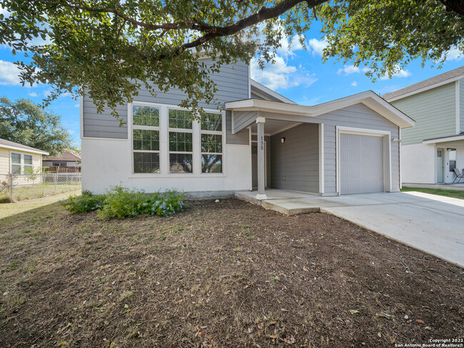 Building Photo - 130 Villa Grande