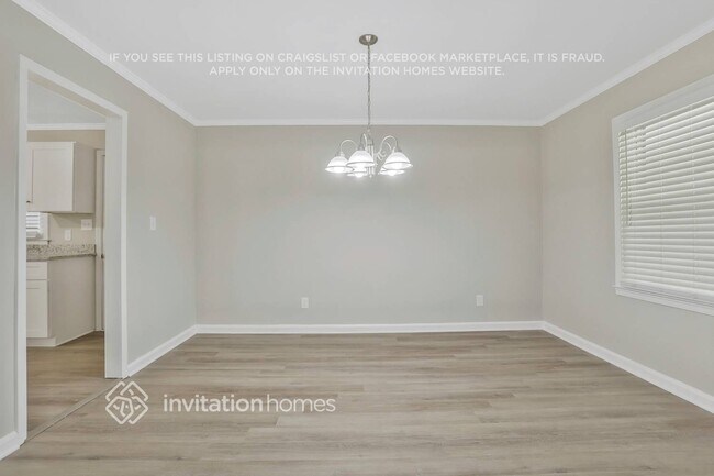 Building Photo - 692 Barnes Dr