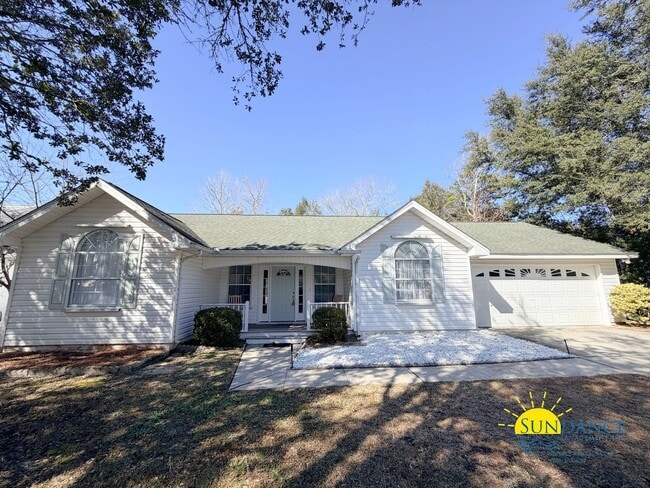 Building Photo - Coastal Comfort Living with Private Beach Access Just Off 30A!