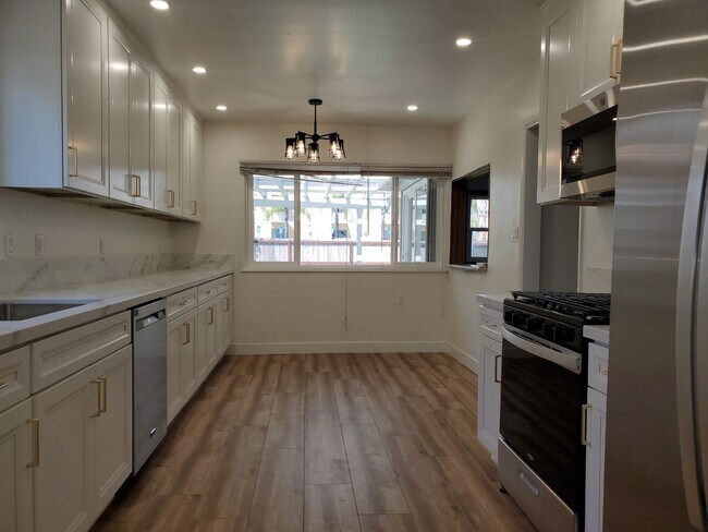 Building Photo - 3 BR / 1.75 BA home adjacent to SDSU avail...