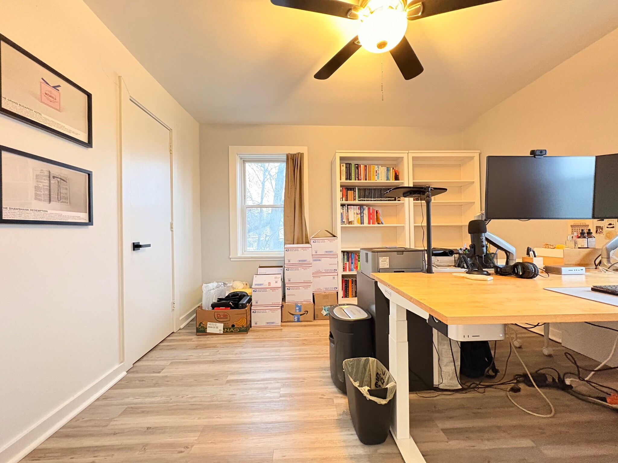 Building Photo - 5737 Hobart St