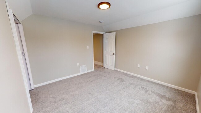 Building Photo - 3794 W 31st St