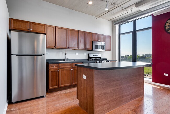 Building Photo - 1525 S Sangamon St