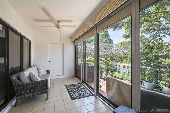 Building Photo - 10775 Waterberry Dr