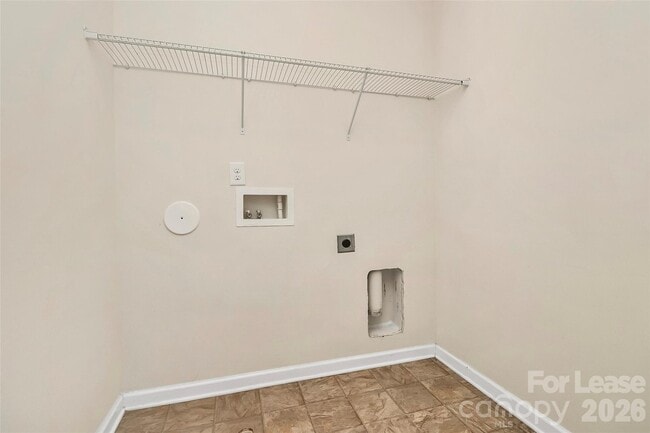 Building Photo - 7107 Adare Mews Rd