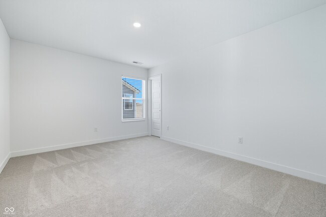 Building Photo - 15395 Alperton Rd