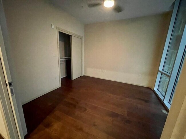 Building Photo - 1600 Barton Springs Rd